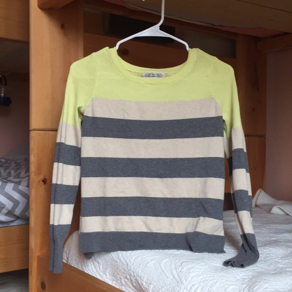 PINK ROSE Yellow sweater